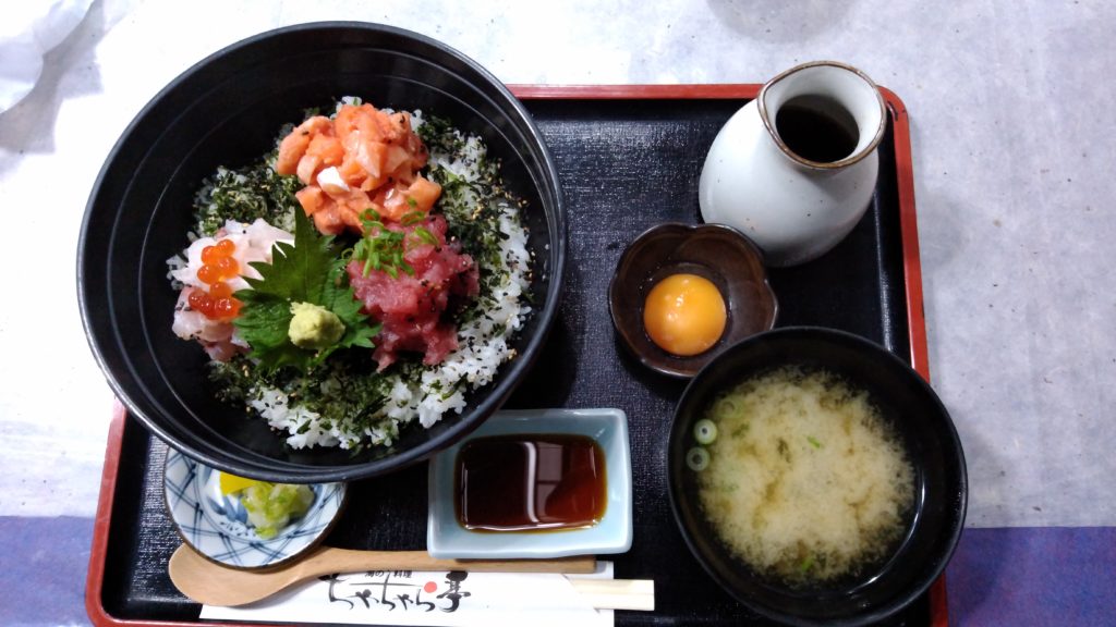 海鮮丼